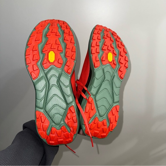 HOKA Zinal Shoes - Picture 8 of 9